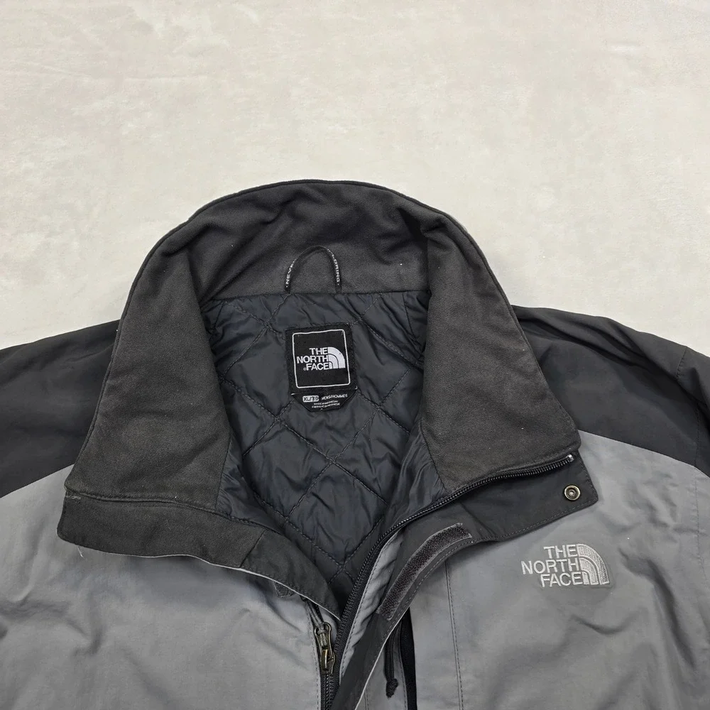 The North Face‎ HyVent Jacket Mens XL Gray Black Insulated Ski Snow Nylon